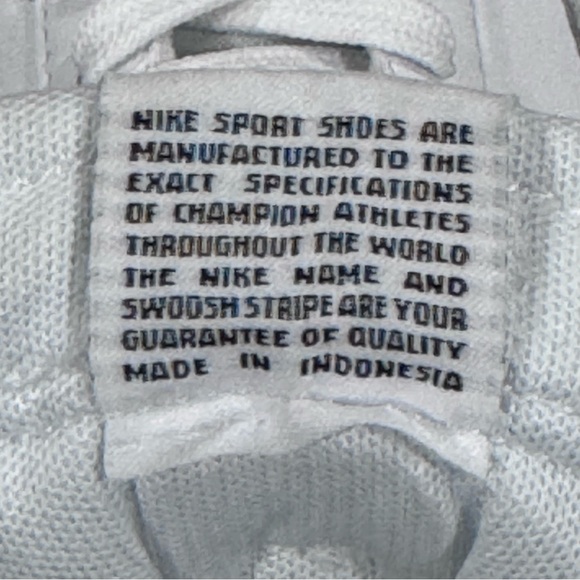 NIKE Blazer Mid '77 (GS) White/Black in Size 6.5Y - Picture 9 of 9